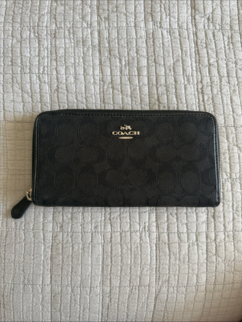 !!SOLD!! Coach Black Signature Zip Wallet with silver Logo